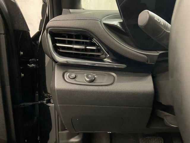 2025 Buick NV Sport Touring FWD