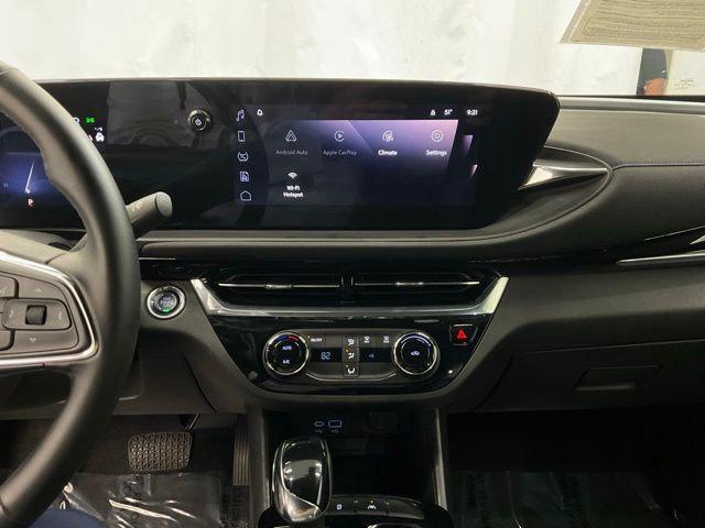 2025 Buick NV Sport Touring FWD