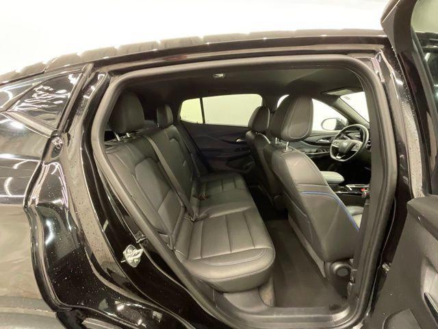 2025 Buick NV Sport Touring FWD