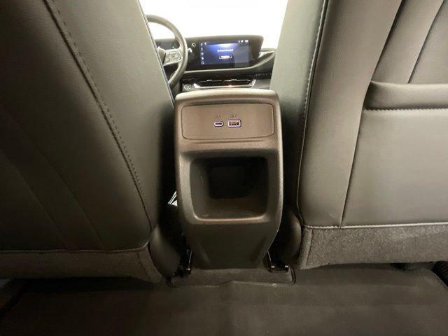 2025 Buick NV Sport Touring FWD