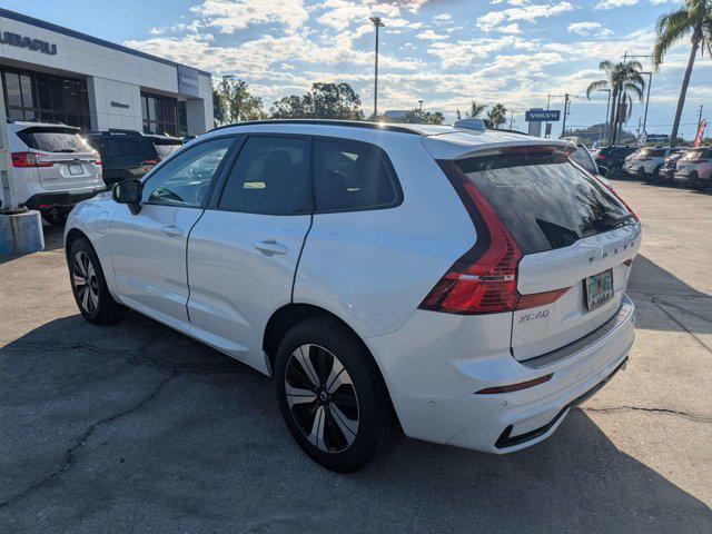 2024 Volvo XC60 Recharge T8 Plus Dark Theme