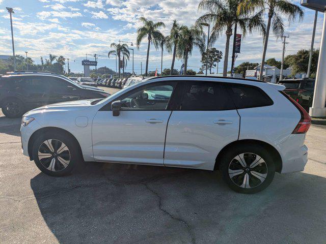 2024 Volvo XC60 Recharge T8 Plus Dark Theme
