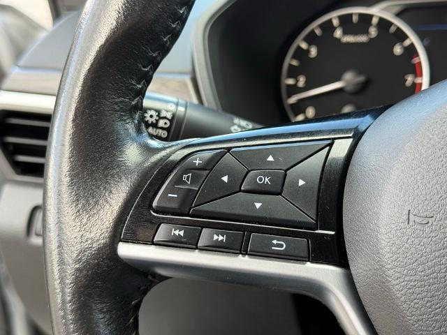 2023 Nissan Altima SL FWD