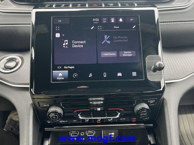 2024 Jeep Grand Cherokee L Laredo X 4x4