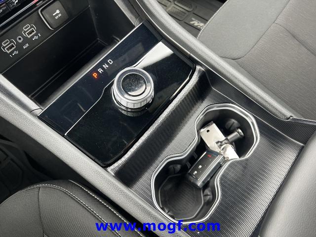 2024 Jeep Grand Cherokee L Laredo X 4x4