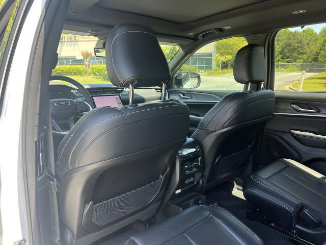 2025 Jeep Grand Cherokee L Limited 4x4