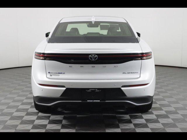 2024 Toyota Crown Platinum
