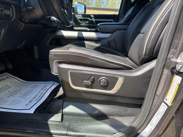 2023 Ram 1500 Laramie Crew Cab 4x4 5'7" Box