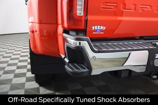 2026 Ford F-450 LARIAT