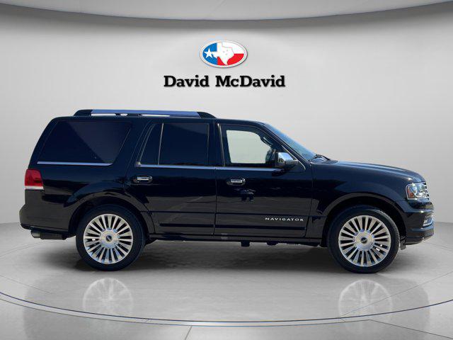 2015 Lincoln Navigator Base