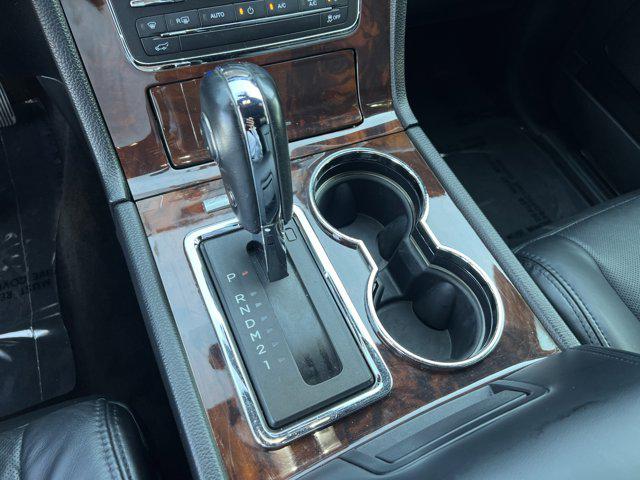 2015 Lincoln Navigator Base