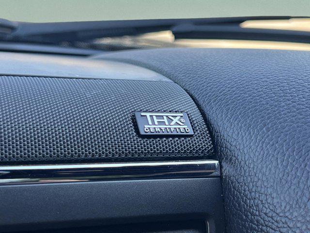2015 Lincoln Navigator Base