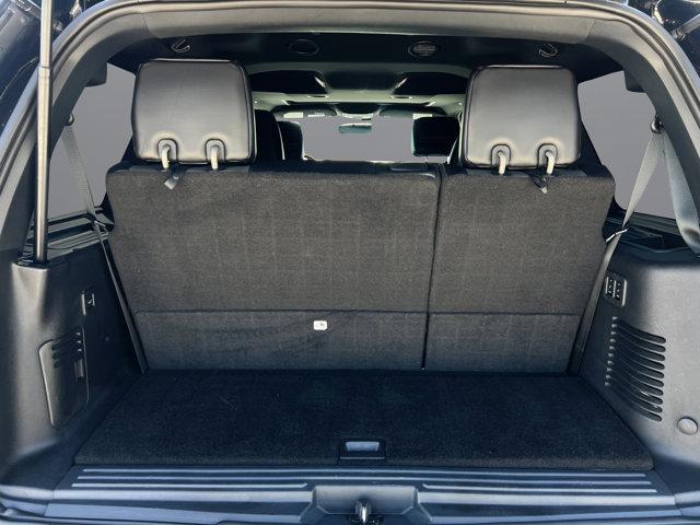 2015 Lincoln Navigator Base