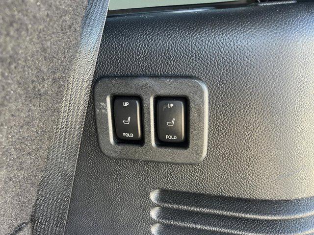 2015 Lincoln Navigator Base
