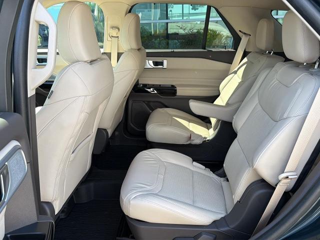 2023 Ford Explorer Platinum