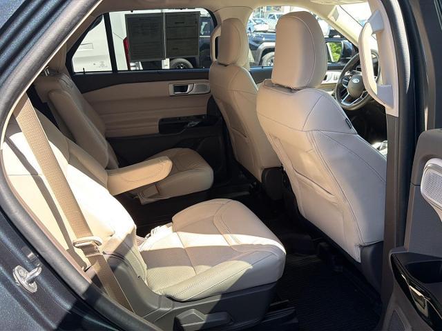 2023 Ford Explorer Platinum