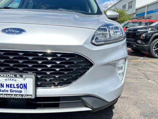 2020 Ford Escape Titanium Hybrid