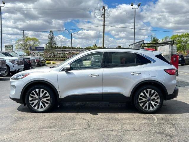 2020 Ford Escape Titanium Hybrid