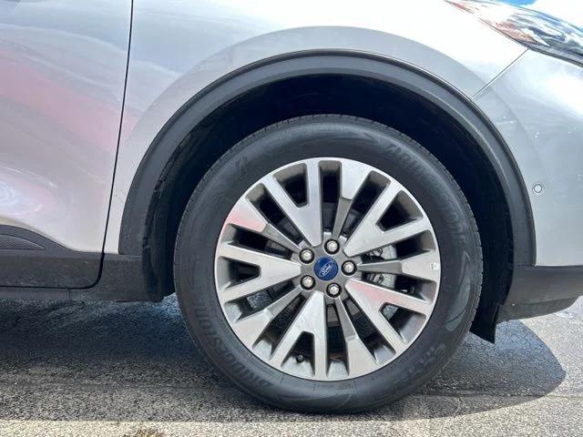 2020 Ford Escape Titanium Hybrid