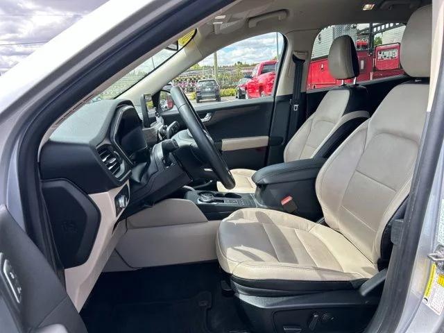 2020 Ford Escape Titanium Hybrid