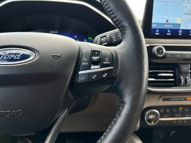 2020 Ford Escape Titanium Hybrid