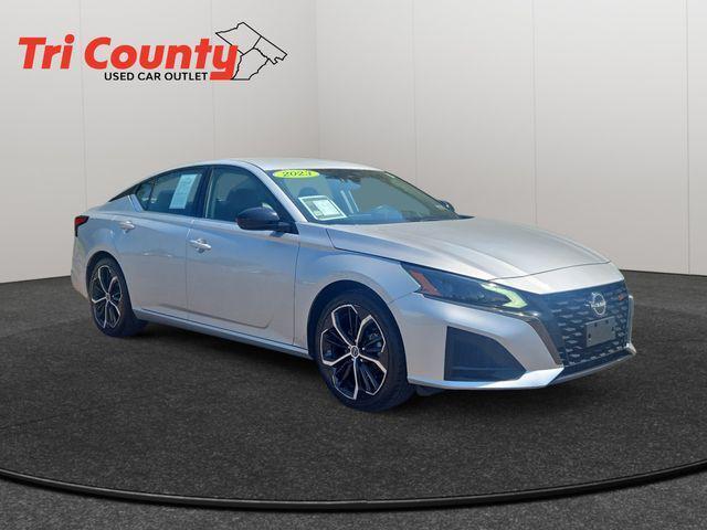 2023 Nissan Altima SR FWD