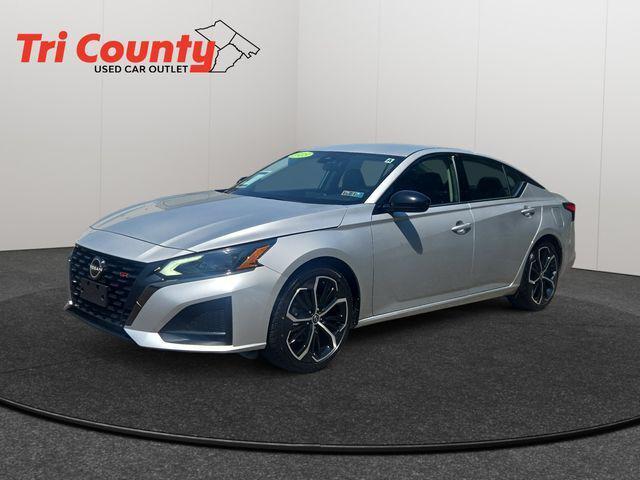 2023 Nissan Altima SR FWD