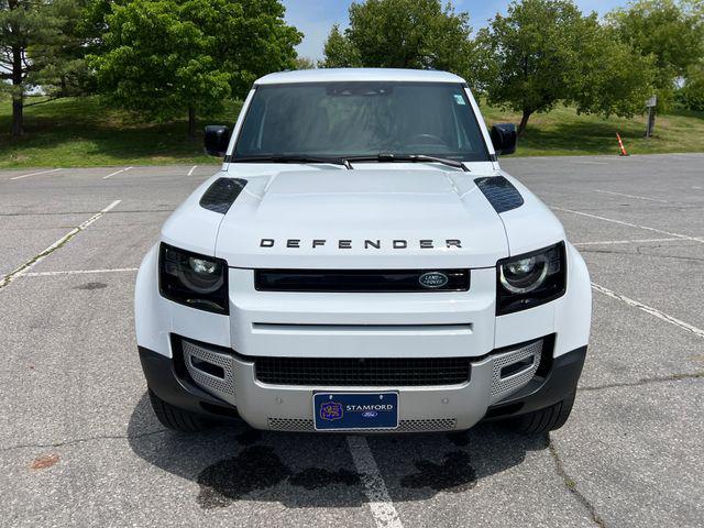2025 Land Rover Defender 110 P300