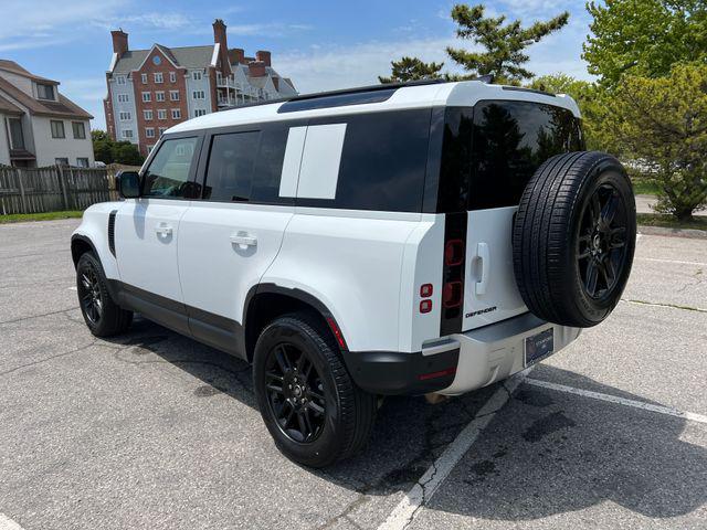2025 Land Rover Defender 110 P300