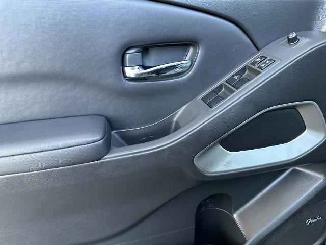 2022 Nissan Frontier Crew Cab SV 4x2
