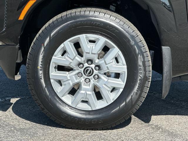 2022 Nissan Frontier Crew Cab SV 4x2