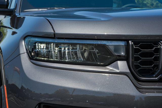2026 Jeep Grand Cherokee L Altitude 4x4