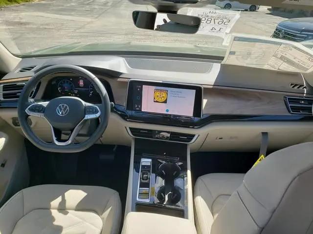 2026 Volkswagen Atlas SE with Technology