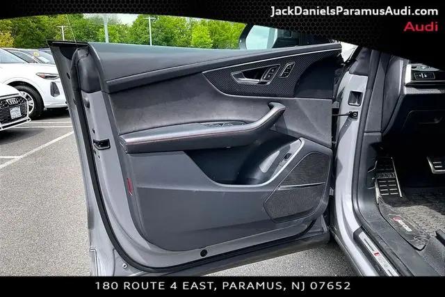 2024 Audi RS Q8 TFSI quattro Tiptronic