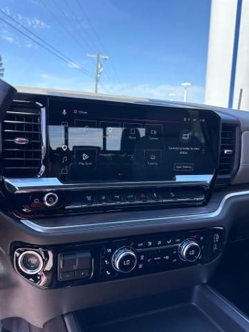 2025 GMC Sierra 2500HD 4WD Crew Cab Standard Bed SLT