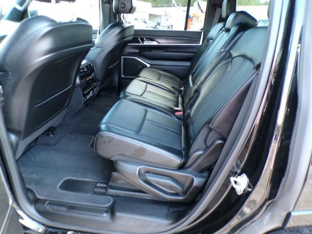 2024 Jeep Wagoneer Series II 4x2
