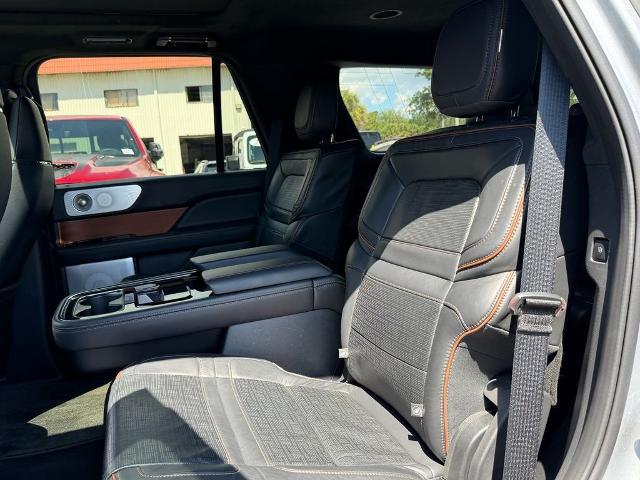 2024 Lincoln Navigator Black Label