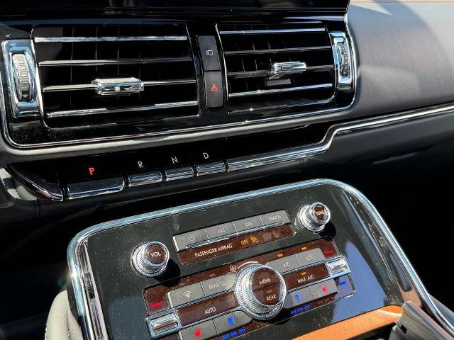 2024 Lincoln Navigator Black Label