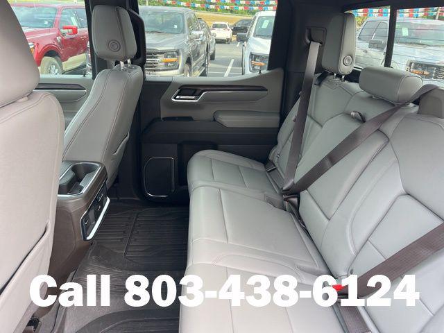 2024 GMC Sierra 1500 4WD Crew Cab Short Box SLT