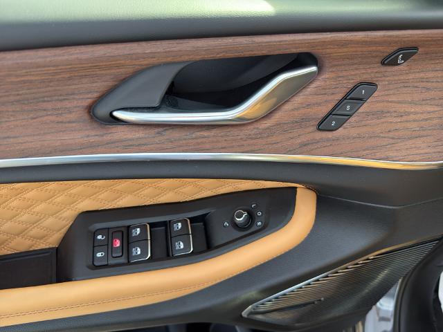 2025 Jeep Grand Cherokee Summit 4x4