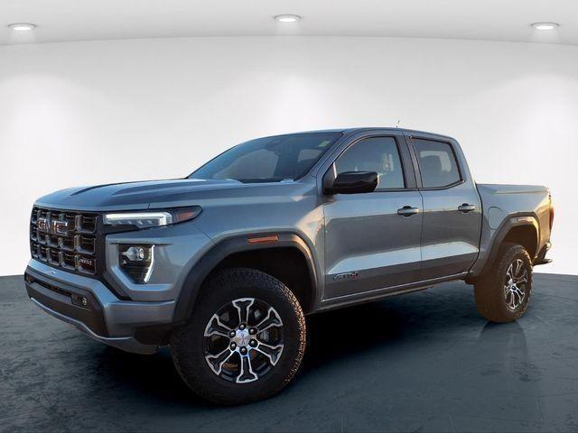 2025 GMC Canyon 4WD AT4