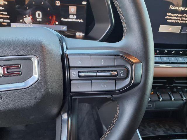 2025 GMC Canyon 4WD AT4