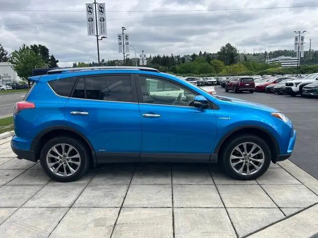 2017 Toyota RAV4 Hybrid Limited