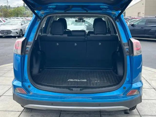 2017 Toyota RAV4 Hybrid Limited
