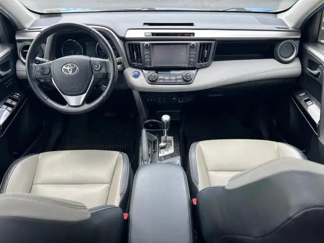 2017 Toyota RAV4 Hybrid Limited
