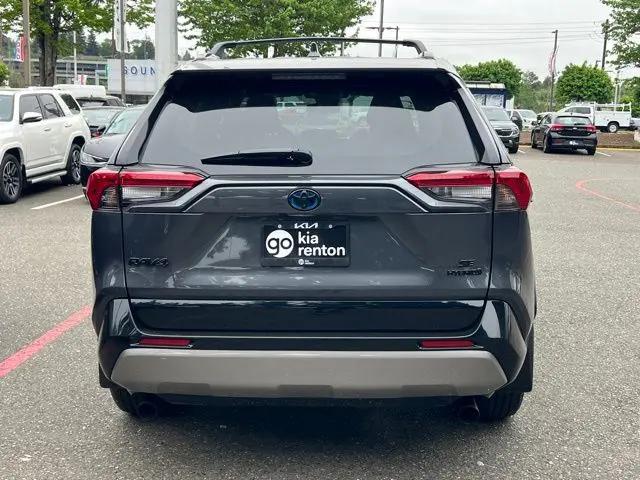 2024 Toyota RAV4 Hybrid SE