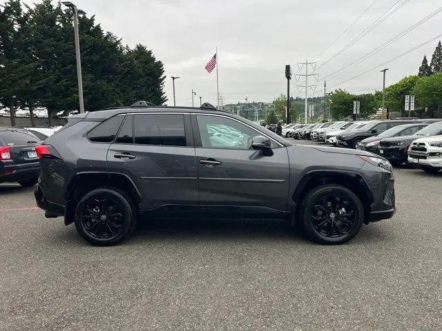 2024 Toyota RAV4 Hybrid SE