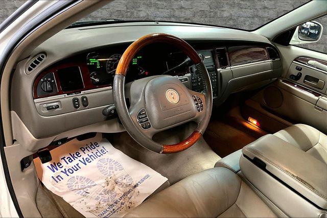 2004 Lincoln Town Car Ultimate