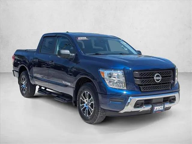 2024 Nissan Titan Crew Cab SV 4x4
