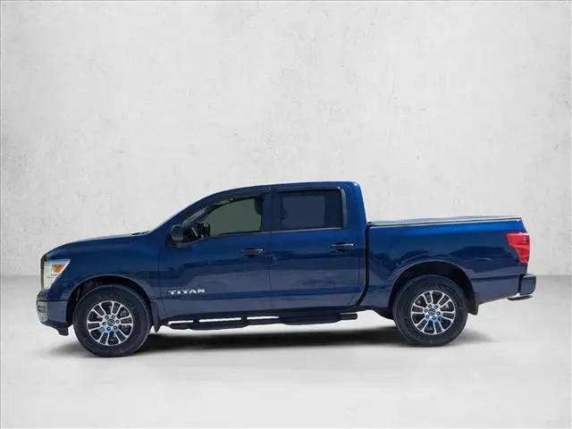 2024 Nissan Titan Crew Cab SV 4x4
